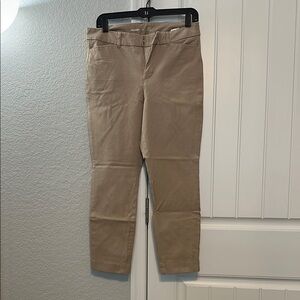 Old Navy High-Rise Pixie Pants in Beige